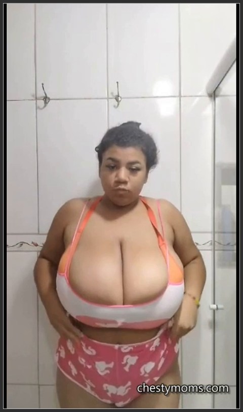 Macromastia Tits Video